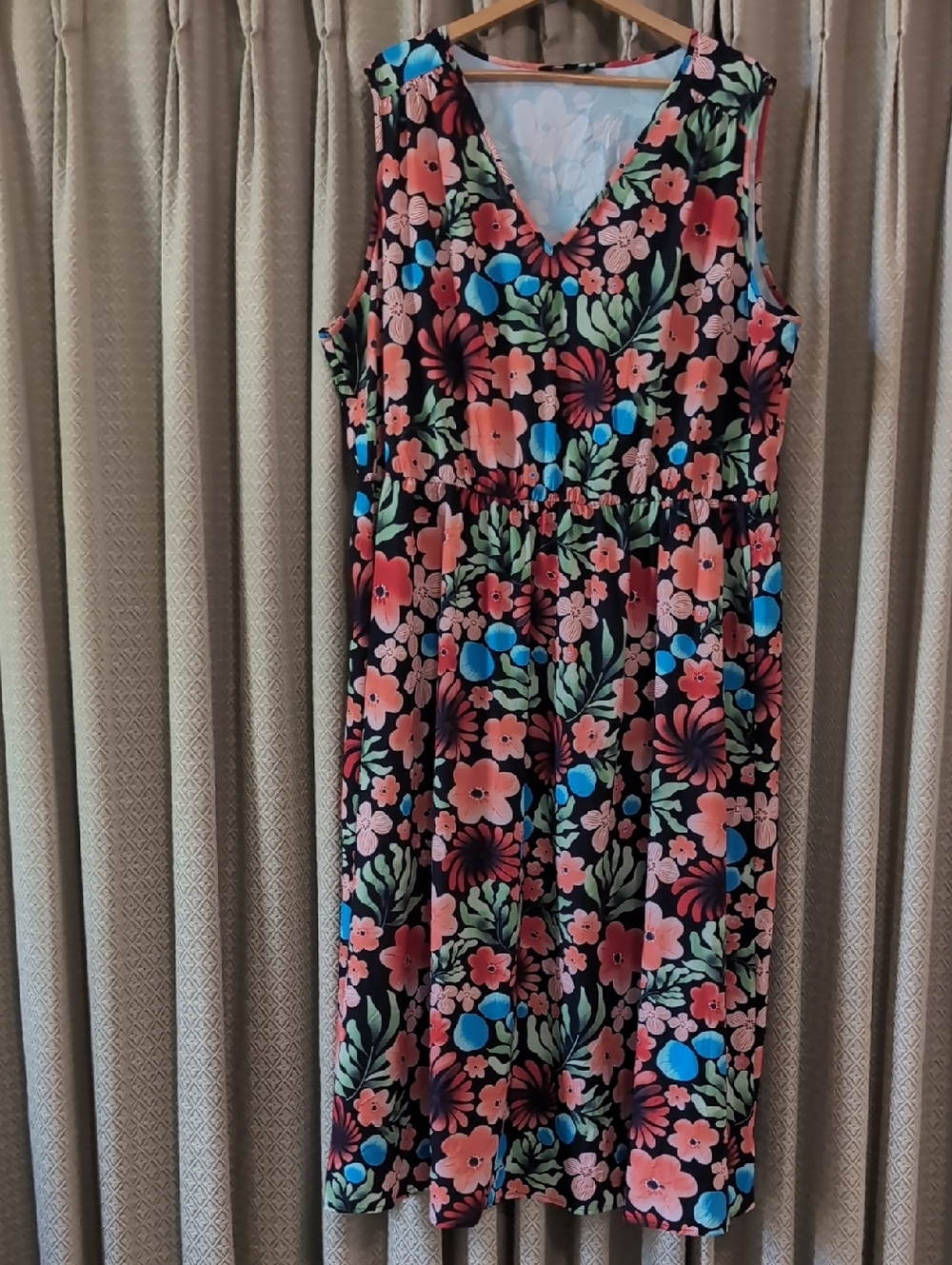 Women's Size 26 Bloomchic Multicolor Floral Sleeveless Midi Dress With Pockets